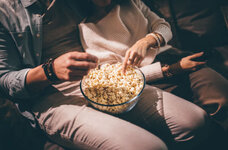 8616-eating-popcorn.jpg