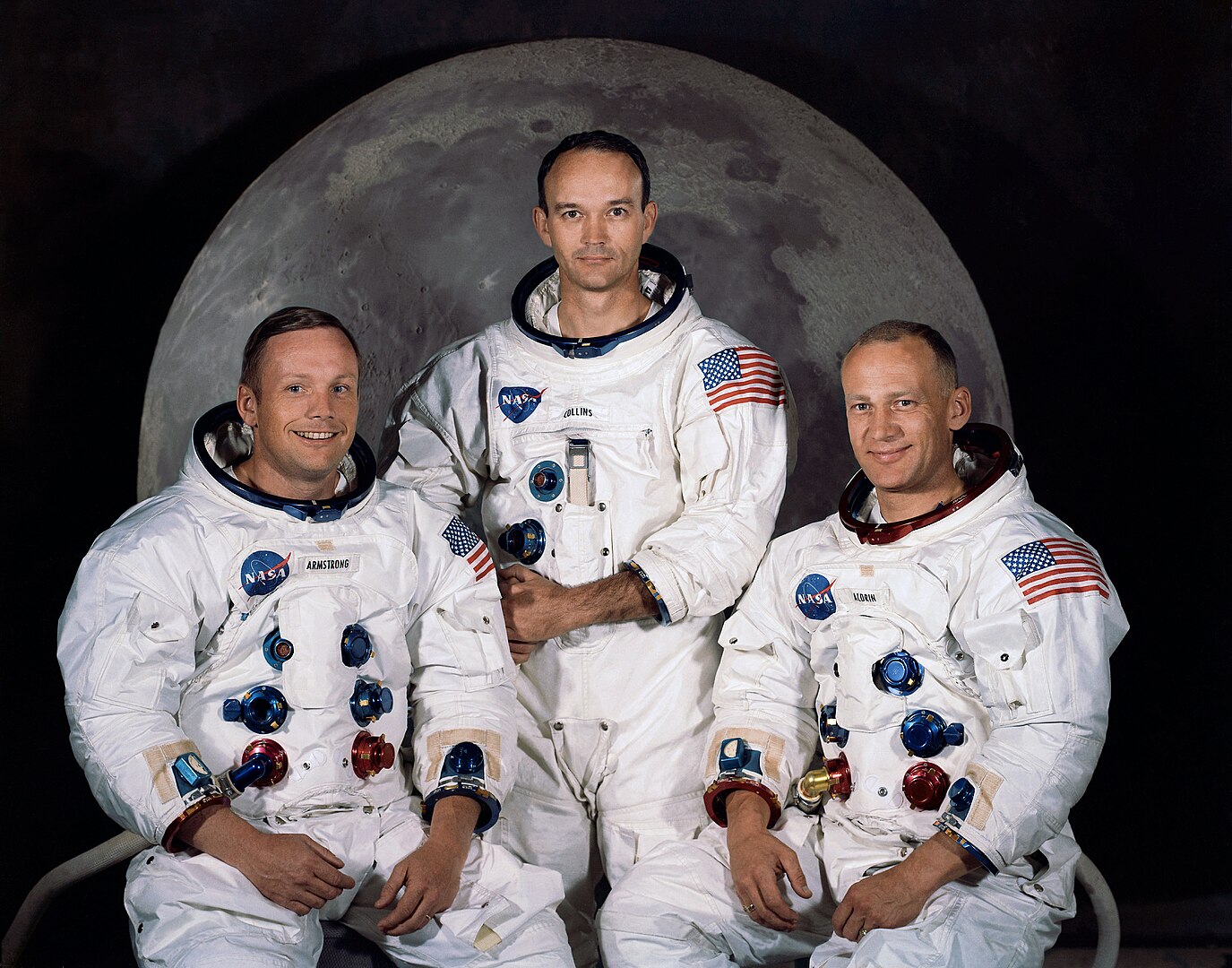 Слева направо: Нил Армстронг, Майкл Коллинз и Базз Олдрин. Фото: Авторство: NASA. NASA Human Space Flight Gallery, Общественное достояние, commons.wikimedia.org